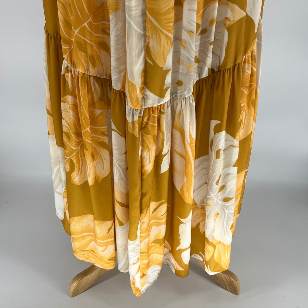 SHEIKE Leaf Print Maxi Dress - Picture 8 of 13